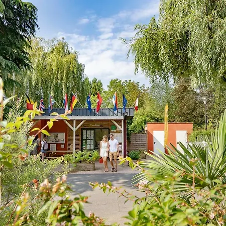 Camping International De 4* Maisons-Laffitte